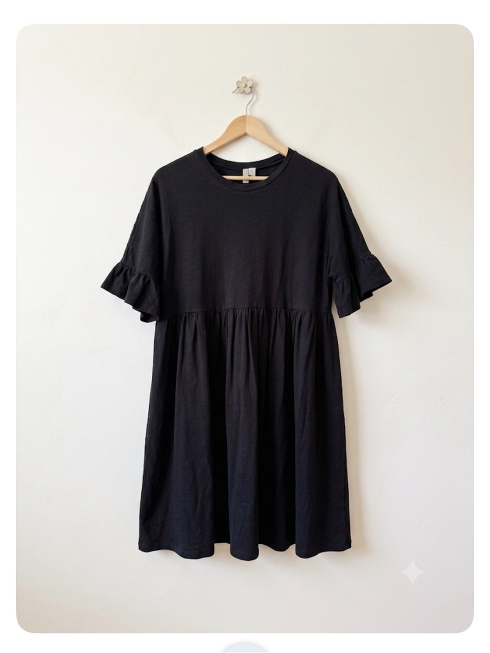 ASOS Black Bell Sleeve Babydoll T-shirt dress size large. Ruffles sleeves